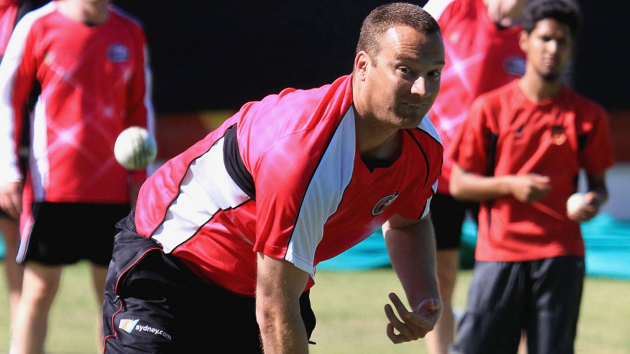 Stuart Clark bowls in the nets, Champions League T20, Cape Town, October 17, 2012