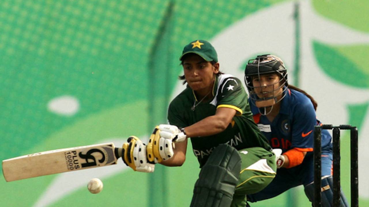 Mariam Hasan plays the sweep shot, India v Pakistan, ACC Women's T20 Asia Cup, Guangzhou, October 28, 2012