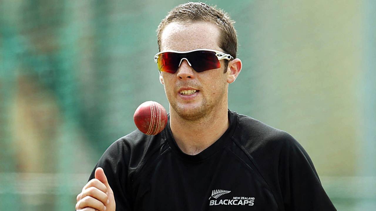 Todd Astle tosses the ball at practice, Colombo, November 23, 2012