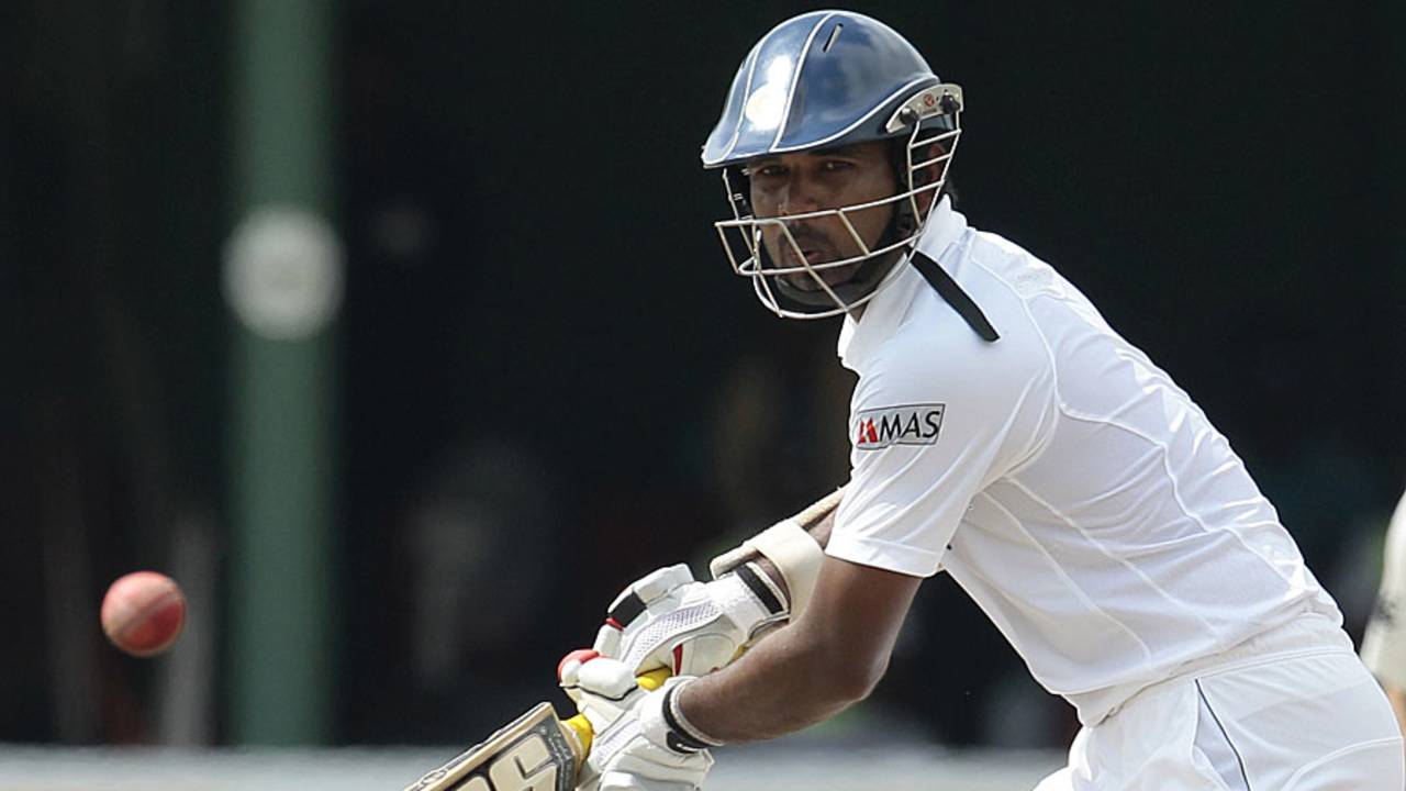 Tharanga Paranavitana cuts, Sri Lanka v New Zealand, 2nd Test, Colombo, 3rd day, November 27, 2012