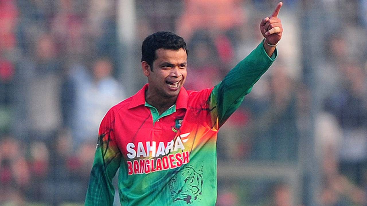 Abdur Razzak celebrates a strike, Bangladesh v West Indies, 4th ODI, Mirpur, December 7, 2012
