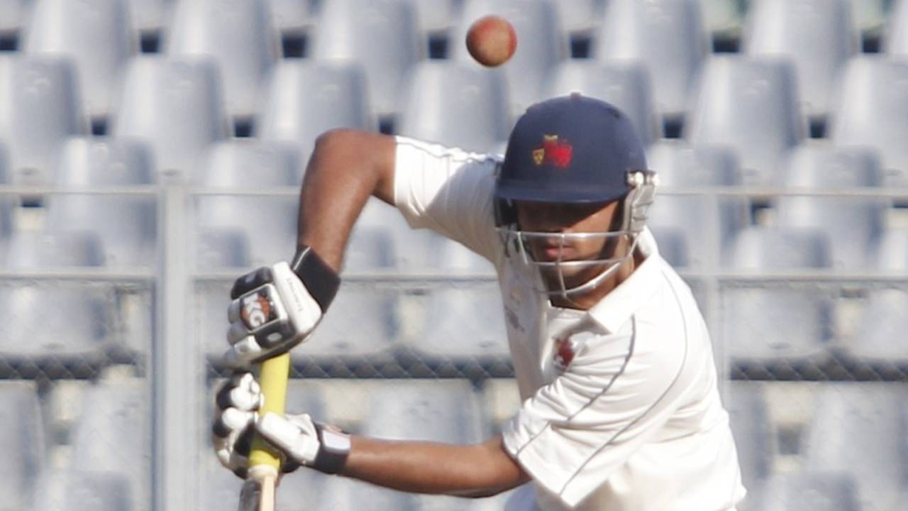 Hiken Shah was unbeaten on 54 at stumps, Mumbai v Punjab, Ranji Trophy, Mumbai, 3rd day, December 10, 2012