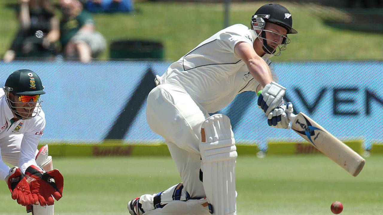 Colin Munro managed to avoid a pair on Test debut, South Africa v New Zealand, 2nd Test, Port Elizabeth, 4th day, January 14, 2013