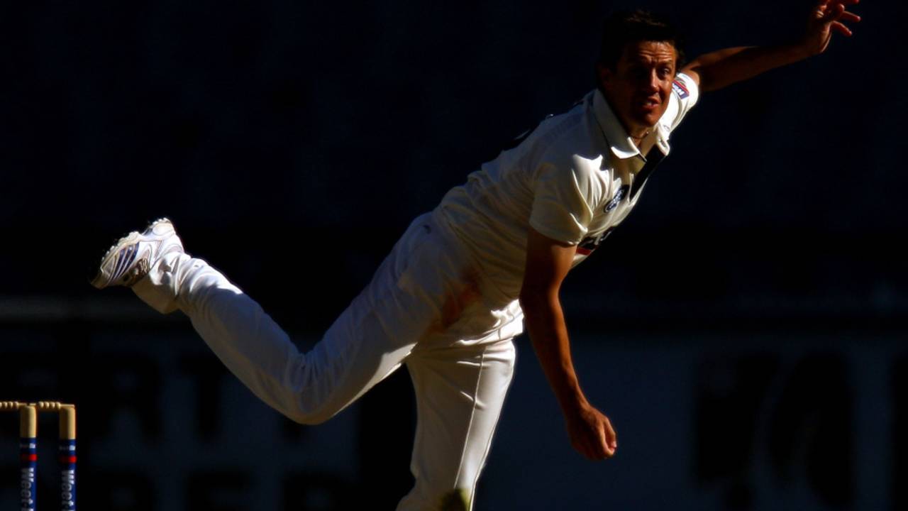<b><a href="http://www.espncricinfo.com/australia/content/player/6844.html">Bryce McGain</a></b> (Australia)<br><b>Debut</b>: <a href="http://www.espncricinfo.com/rsavaus2009/engine/match/350474.html">v South Africa in Cape Town, March 2009</a><br><b>Age</b>: 36 years and 359 days<br><B>Matches played</b>: 1&nbsp;&nbsp;&bull;&nbsp;&nbsp;Getty Images