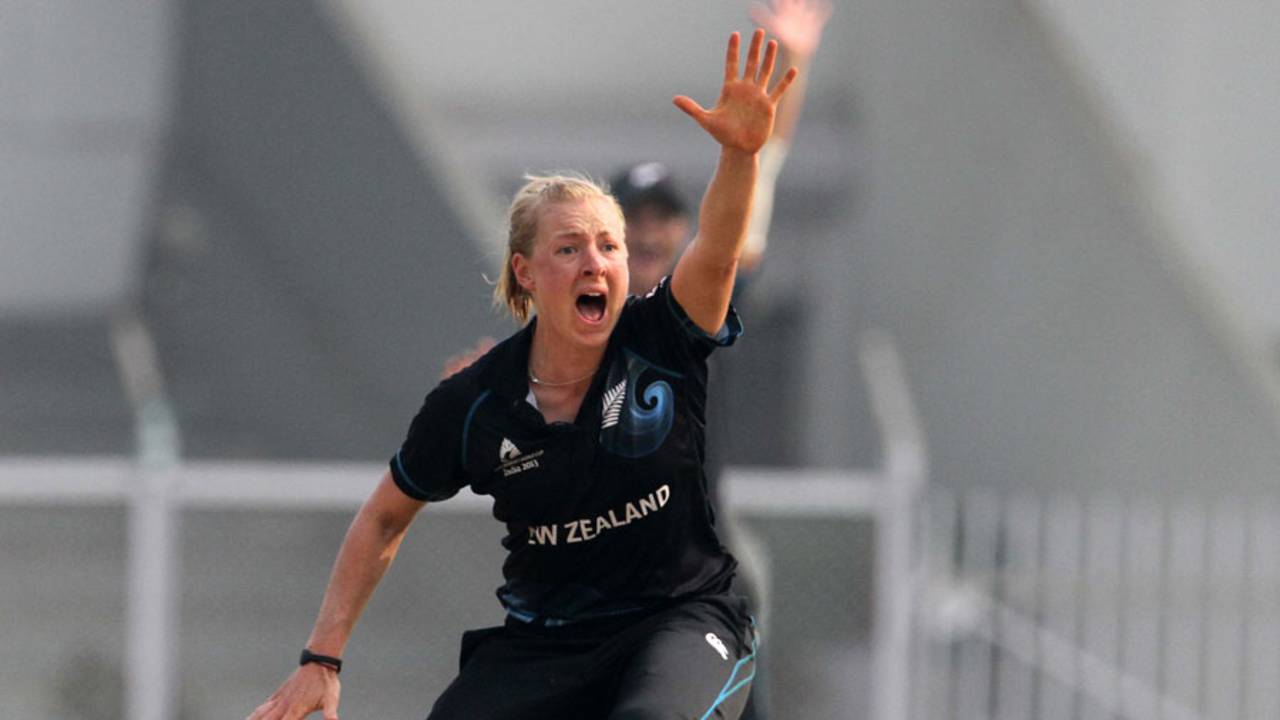 Sian Ruck took two early wickets, New Zealand v West Indies, Super Six match, Women's World Cup 2013, Mumbai,  February 11, 2013