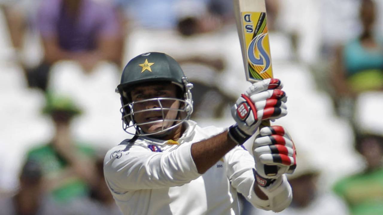 Tanvir Ahmed led Pakistan's resistance on the second morning, South Africa v Pakistan, 2nd Test, Cape Town, 2nd day, February 15, 2013