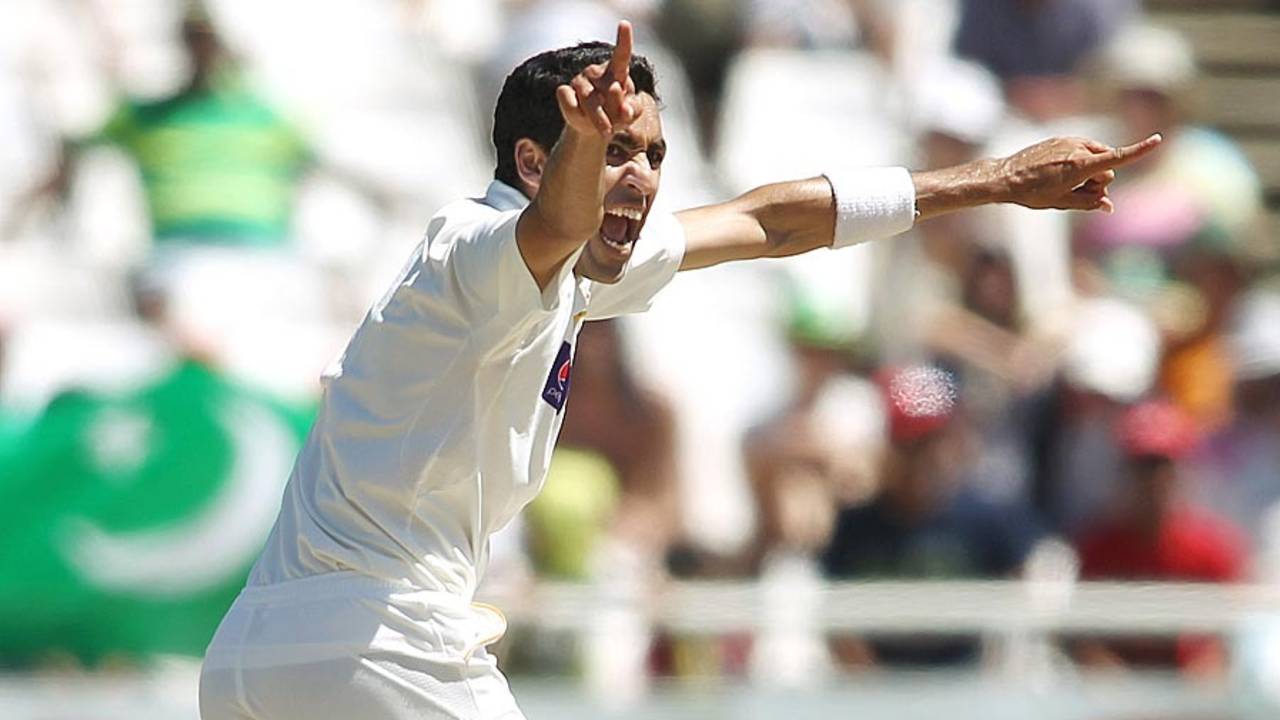 Umar Gul removed Alviro Petersen early, South Africa v Pakistan, 2nd Test, Cape Town, 4th day, February 17, 2013