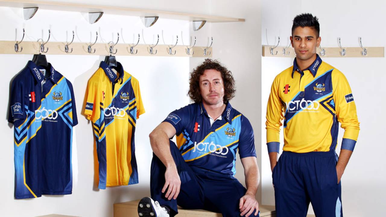 Ryan Sidebottom and Moin Ashraf pose in Yorkshire's new kit