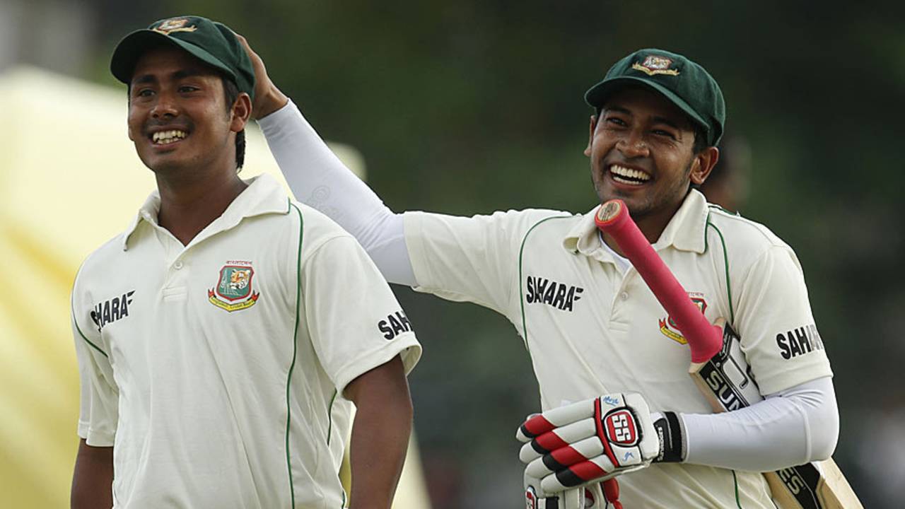 Mohammad Ashraful and Mushfiqur Rahim savour their marathon stand, Sri Lanka v Bangladesh, 1st Test, Day 3, Galle, March 10, 2013