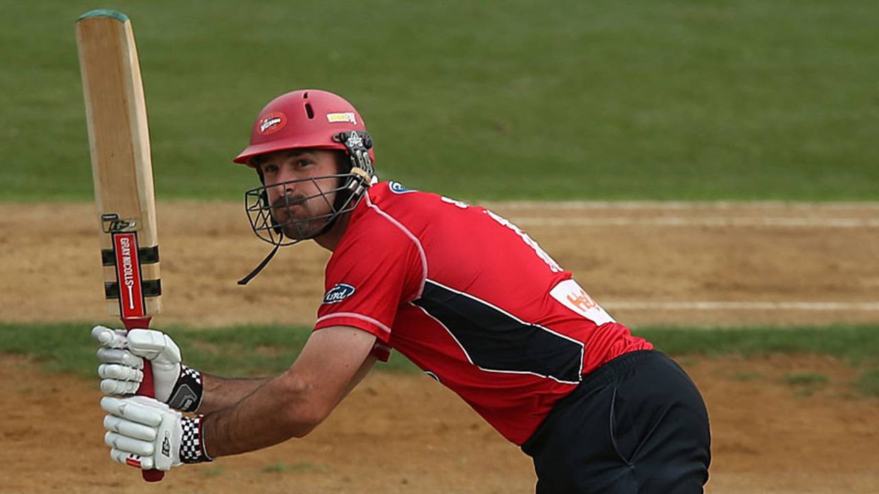 Shanan Stewart clicks to the on side, Auckland v Canterbury, Ford Trophy, final, Auckland, March 31, 2013