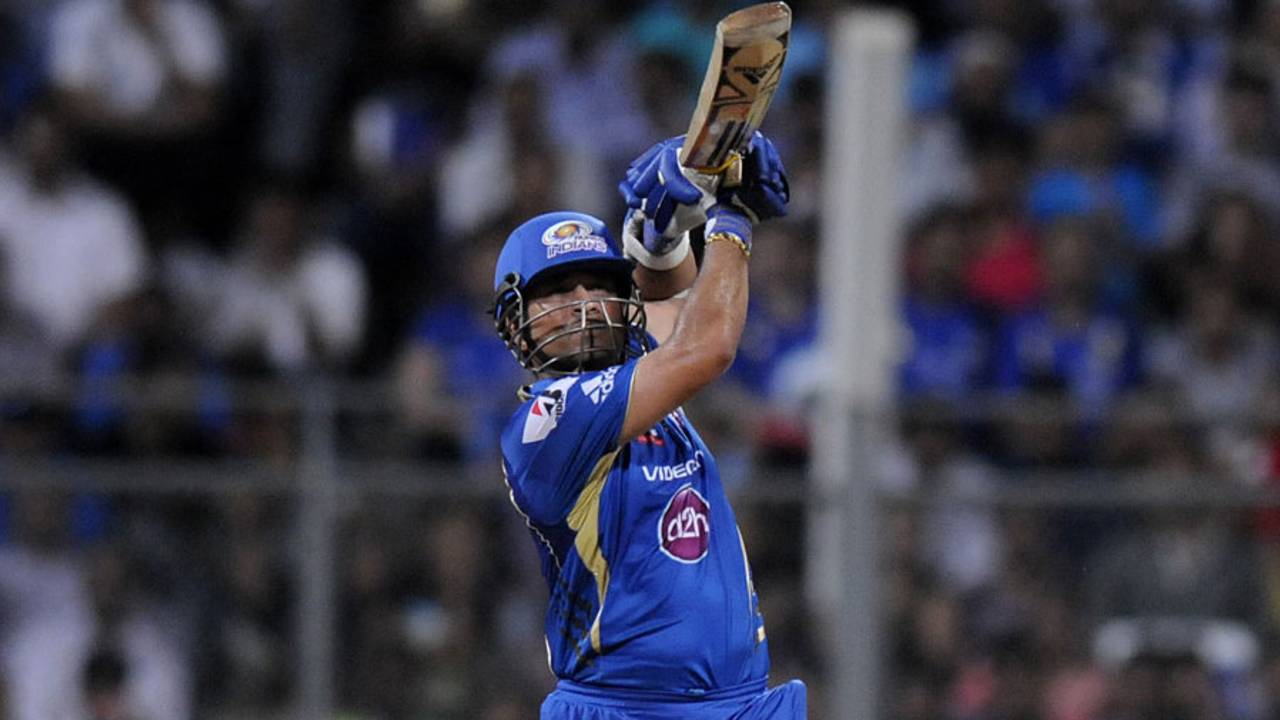 Mumbai Indians beat Delhi Daredevils by <a href="http://www.espncricinfo.com/ipl2010/engine/match/419114.html" target="_blank">98 runs</a> in 2010<br> Sixties from Sachin Tendulkar and Saurabh Tiwary propelled Mumbai to 218, after which Dwayne Bravo dismissed Virender Sehwag and AB de Villiers in the sixth over to virtually end Daredevils chances&nbsp;&nbsp;&bull;&nbsp;&nbsp;BCCI