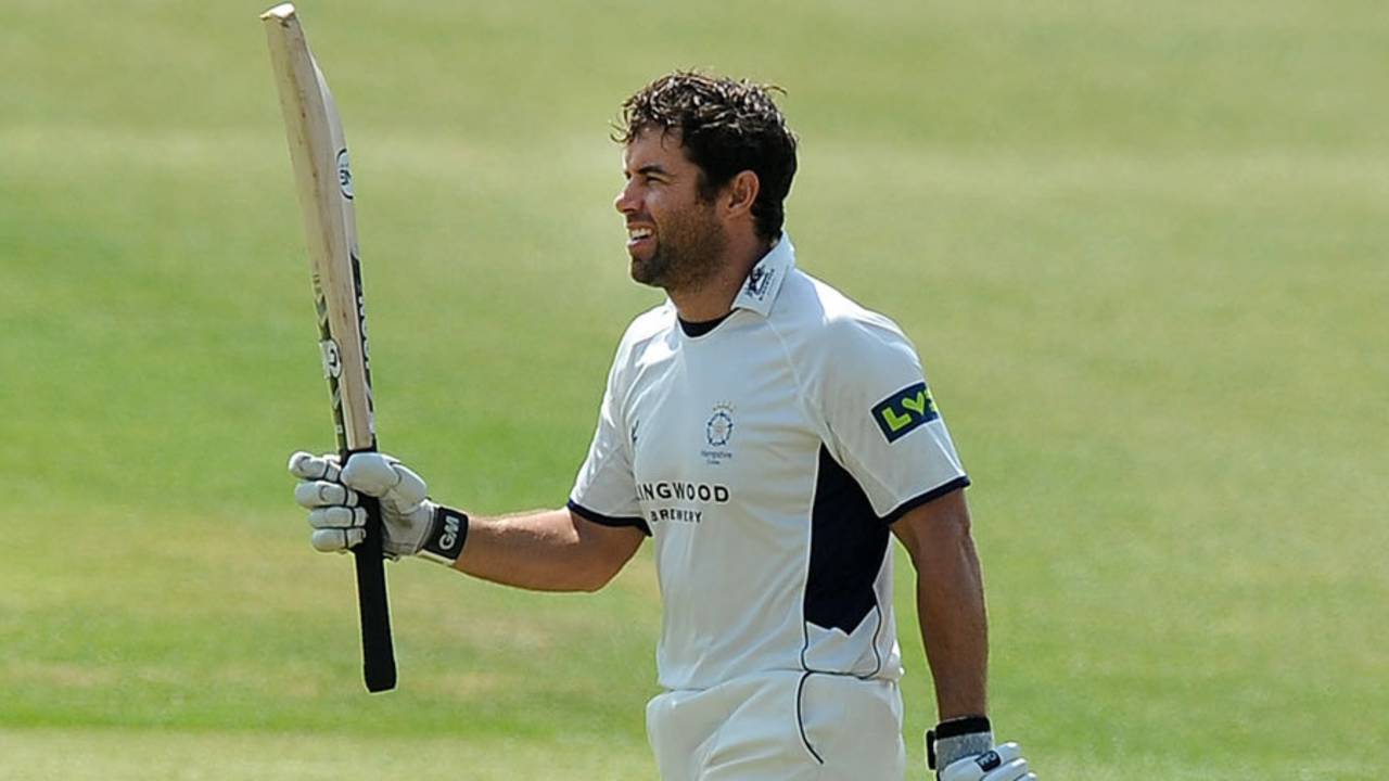 Neil McKenzie made a hundred in his first appearance of the season, Hampshire v Kent, County Championship, Division One, Ageas Bowl, 2nd day, June 6, 2013
