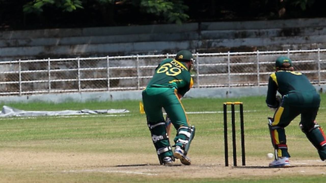 Bradley Dial defends during his knock of 48, Australia Under-19s v South Africa Under-19s, Visakhapatnam, Sep 23, 2013