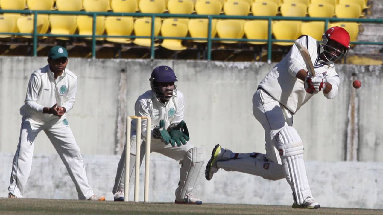 Bipul Sharma scored 176 in Himachal Pradesh's first innings total of 511 against Hyderabad&nbsp;&nbsp;&bull;&nbsp;&nbsp;ESPNcricinfo Ltd