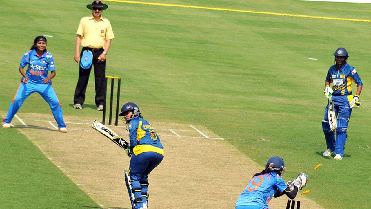 Anagha Deshpande stumps Oshadi Ranasinghe off Rajeshwari Gayakwad, India v Sri Lanka, 1st Women's T20, January 25, 2014