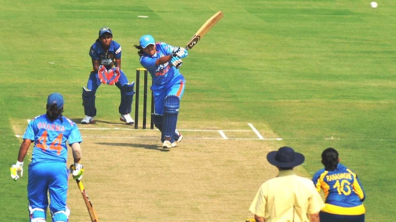 Soniya Dabir takes the aerial route, India v Sri Lanka, 2nd women's T20, Vizianagaram, January 26, 2014