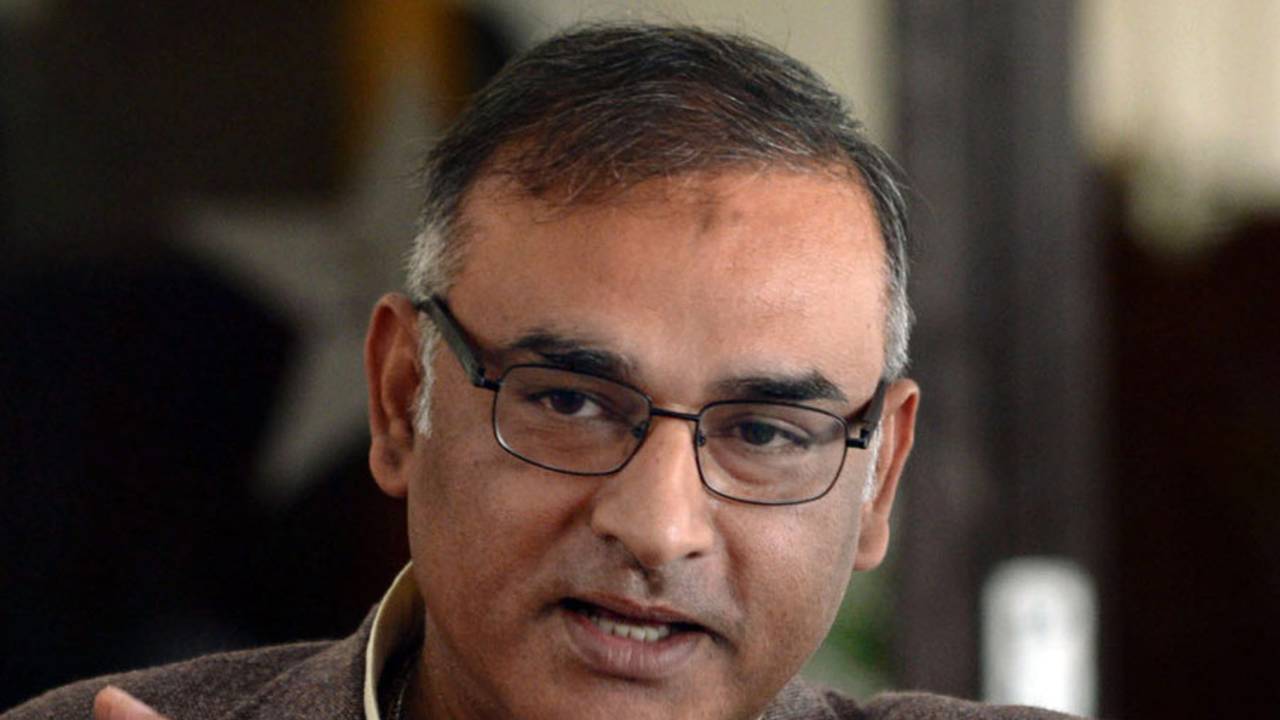 Aamer Sohail addresses the media, Lahore, February 4, 2014