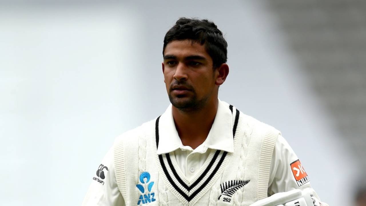 Ish Sodhi made a brisk 23, New Zealand v India, 1st Test, Auckland, 2nd day, February 7, 2014