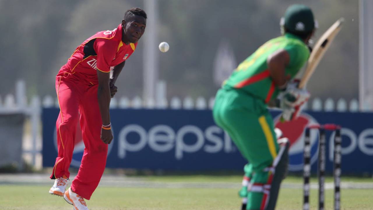 Patrick Mambo has a bowl, Bangladesh v Zimbabwe, 1st Plate Semi-Final, Under-19 World Cup, Abu Dhabi, February 25, 2014