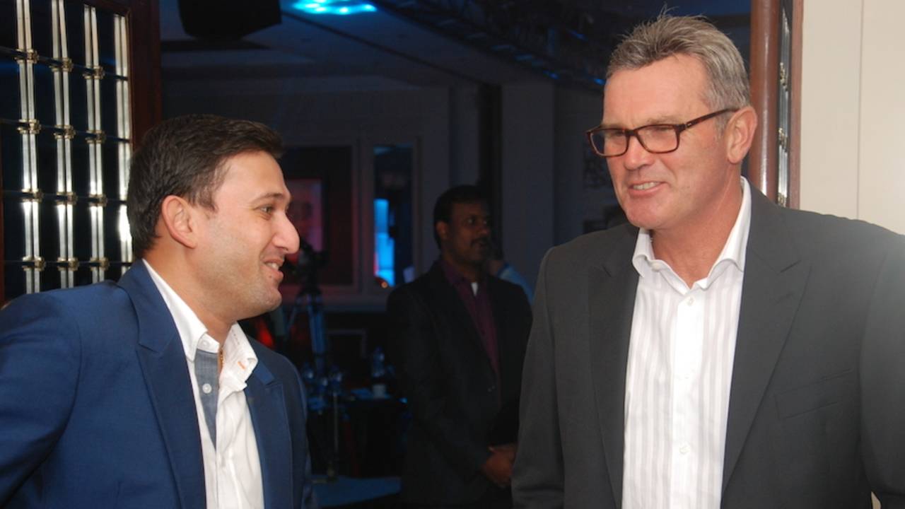 Ajit Agarkar shares a light moment with Martin Crowe, Mumbai, March 14, 2014