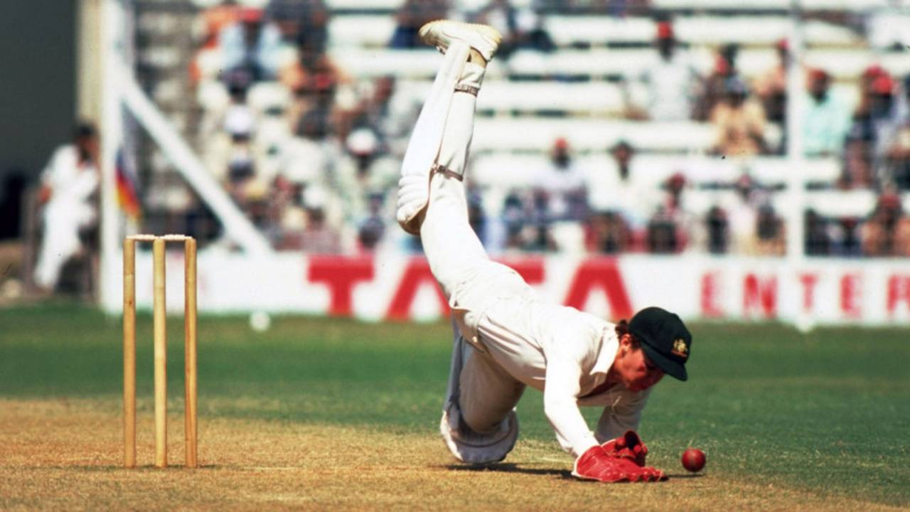 Australian wicketkeeper Kevin Wright dives for the ball, India v Australia, 6th Test, Bombay, 4th day, November 7, 1979
