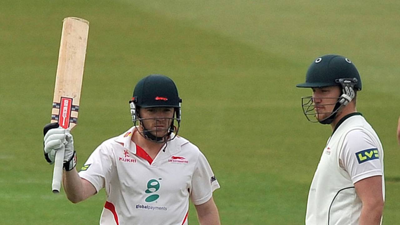 Niall O'Brien acknowledges his hundred, Leicestershire v Glamorgan, County Championship, Division Two, Grace Road, April 28, 2014