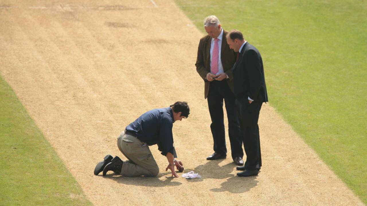 Tony Pigott, centre, is one of the ECB's Cricket Liaison Officers&nbsp;&nbsp;&bull;&nbsp;&nbsp;PA Photos