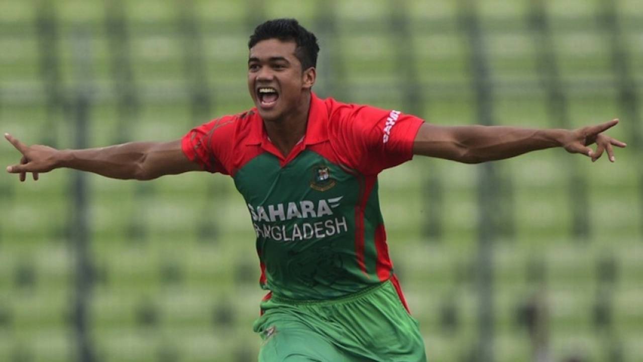 Taskin Ahmed took three wickets in his first spell, Bangladesh v India, 2nd ODI, Mirpur, June 17, 2014