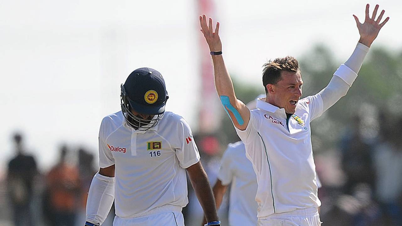 Dale Steyn celebrates after getting rid of Lahiru Thirimanne, Sri Lanka v South Africa, 1st Test, Galle, 3rd day, July 18, 2014