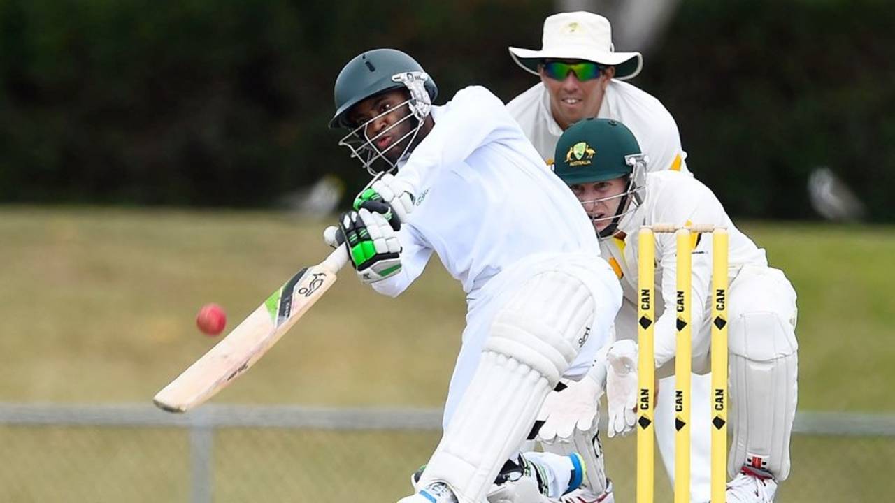 Temba Bavuma goes over the top, Australia A v South Africa A, 1st unofficial Test, Townsville, August 8, 2014