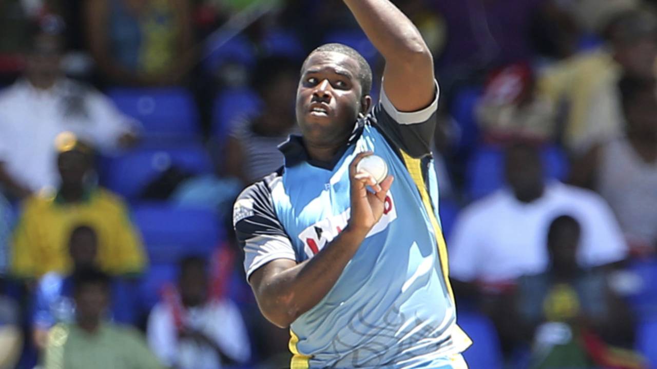 Mervin Mathew charges in to bowl, St Lucia Zouks v Jamaica Tallawahs, CPL, St Kitts, August 9, 2014