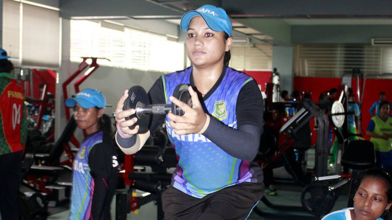 Jahanara Alam works out with a dumbbell, Mirpur, August 16, 2014