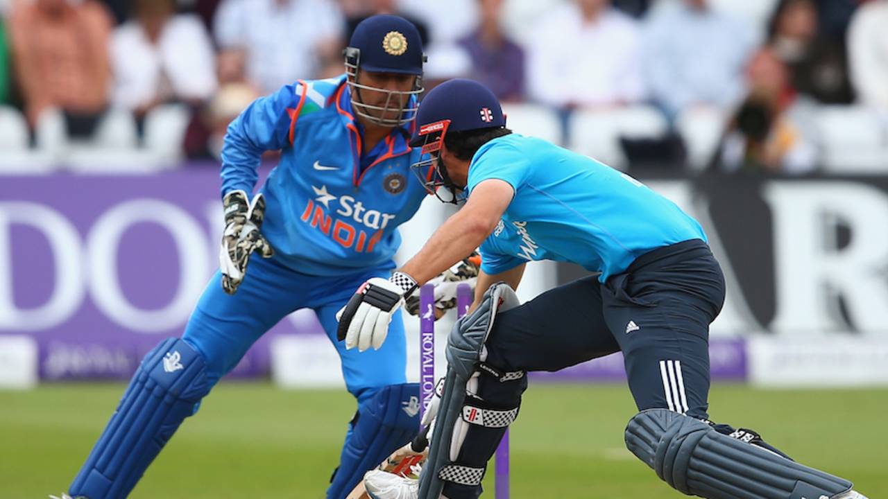 England have struggled to work the spinners for singles to break the stranglehold&nbsp;&nbsp;&bull;&nbsp;&nbsp;Getty Images