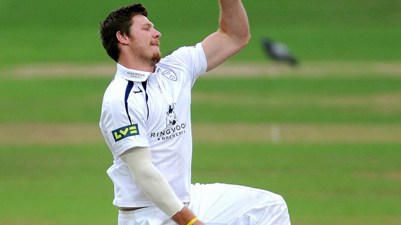 Matt Coles bustles in for Hampshire, Hampshire v Leicestershire, County Championship Division Two, Ageas Bowl, 2nd day, September 1, 2014