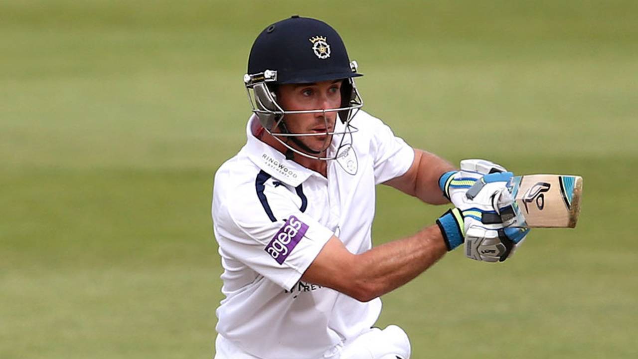 Will Smith drives, Hampshire v Gloucestershire, County Championship, Division Two, Ageas Bowl, July 7, 2014