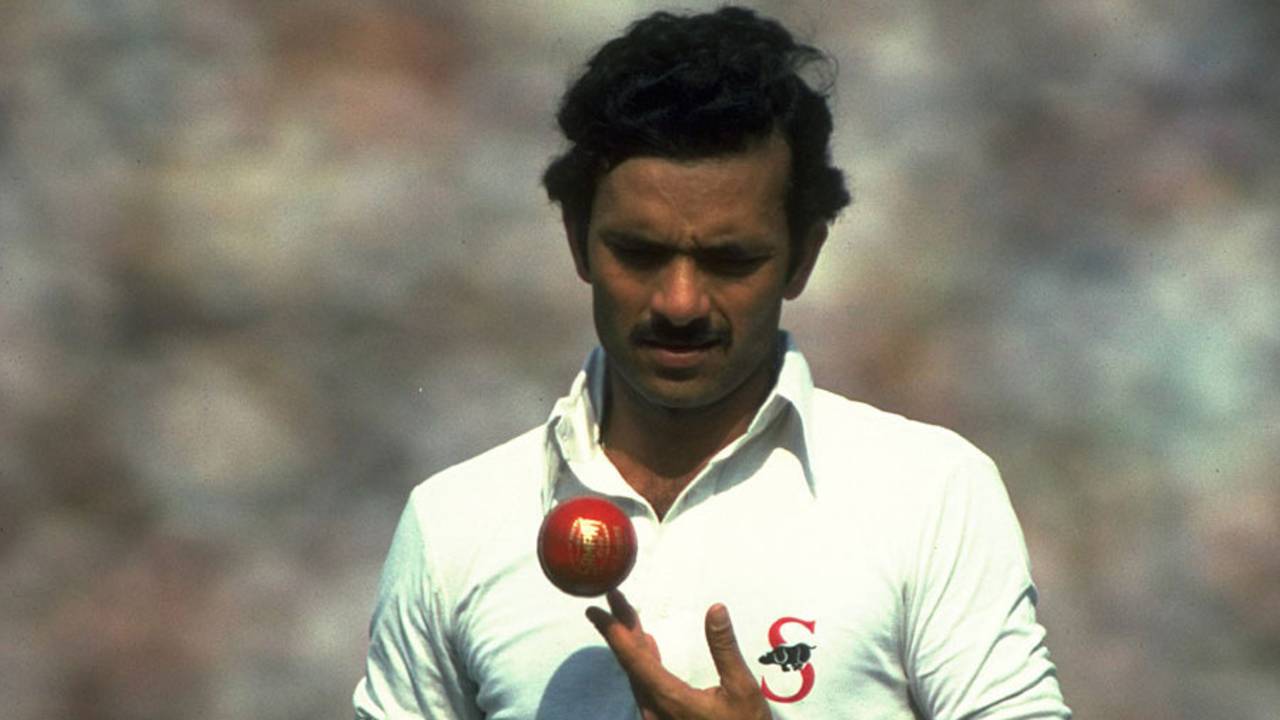 Madan Lal prepares to bowl, Kolkata, January 6, 1982