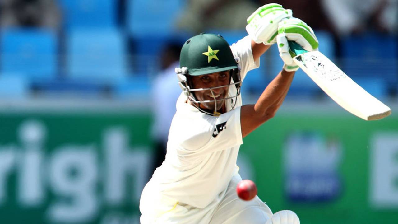 Younis Khan punches through the covers, Pakistan v Australia, 1st Test, Dubai, 4th day, October 25, 2014