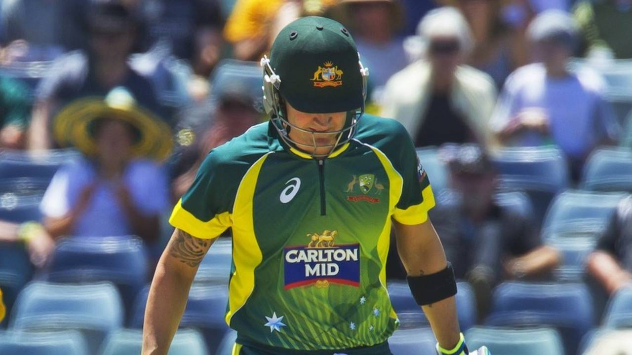 Michael Clarke injured his hamstring again, Australia v South Africa, 1st ODI, Perth, November 14, 2014