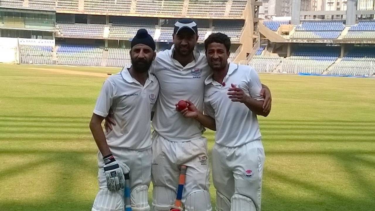 Hardeep Singh, Samiullah Beigh and Ram Dayal after the win, Mumbai v Jammu & Kashmir, Ranji Trophy 2014-15, Group A, Mumbai, 4th day, December 10, 2014