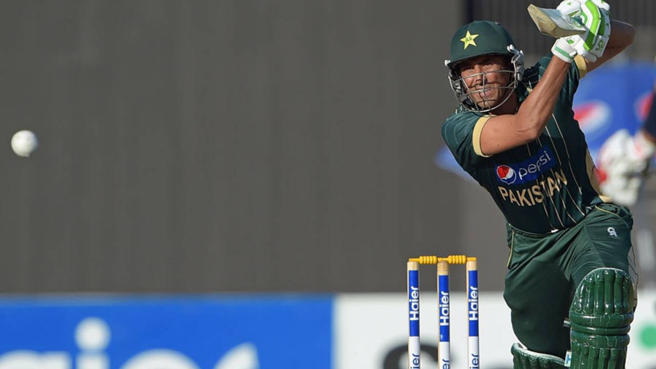 Younis Khan drives during his brisk 35, Pakistan v New Zealand, 3rd ODI, Sharjah, December 14, 2014