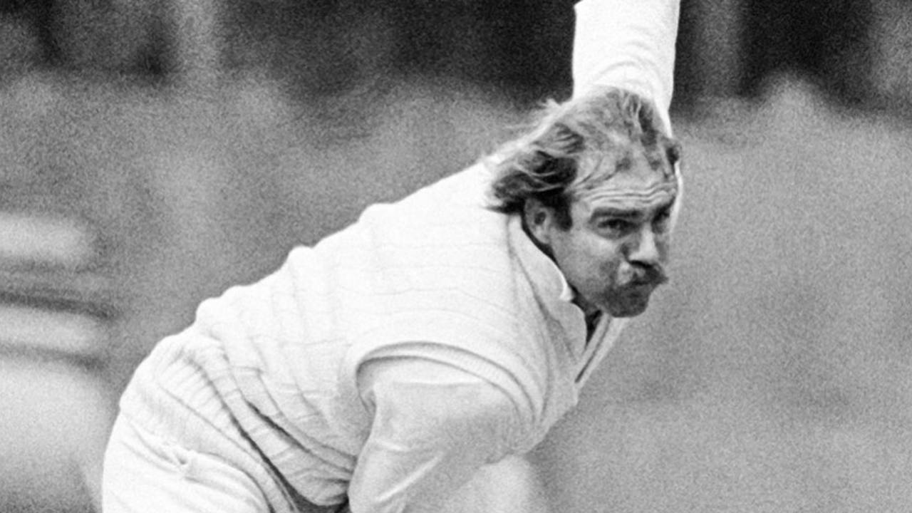 Garth le Roux bowls for Sussex, Kent v Sussex, County Championship, Dartford, 3rd day, May 22, 1987
