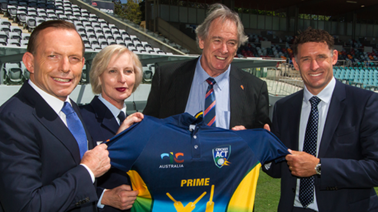 Prime minister Tony Abbott, Cate McGregor, Tony Dell and Michael Hussey