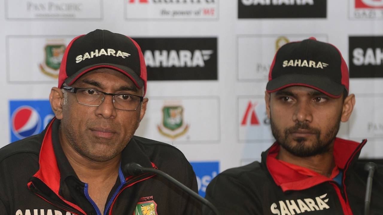 Coach Chandika Hathurusingha and captain Mashrafe Mortaza during their pre-departure press conference, Mirpur, January 22, 2015