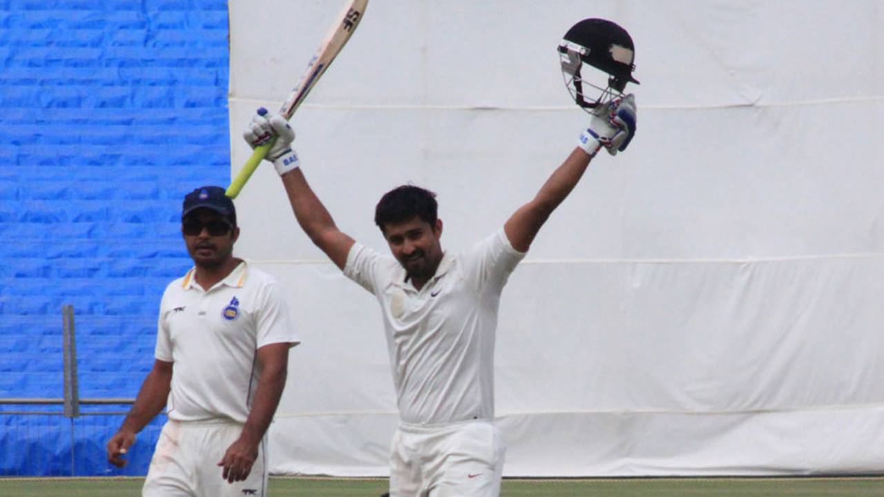 Shrikant Mundhe raises a second first-class ton, Maharashtra v Delhi, Ranji Trophy, Group B, Pune, 4th day, January 24, 2015