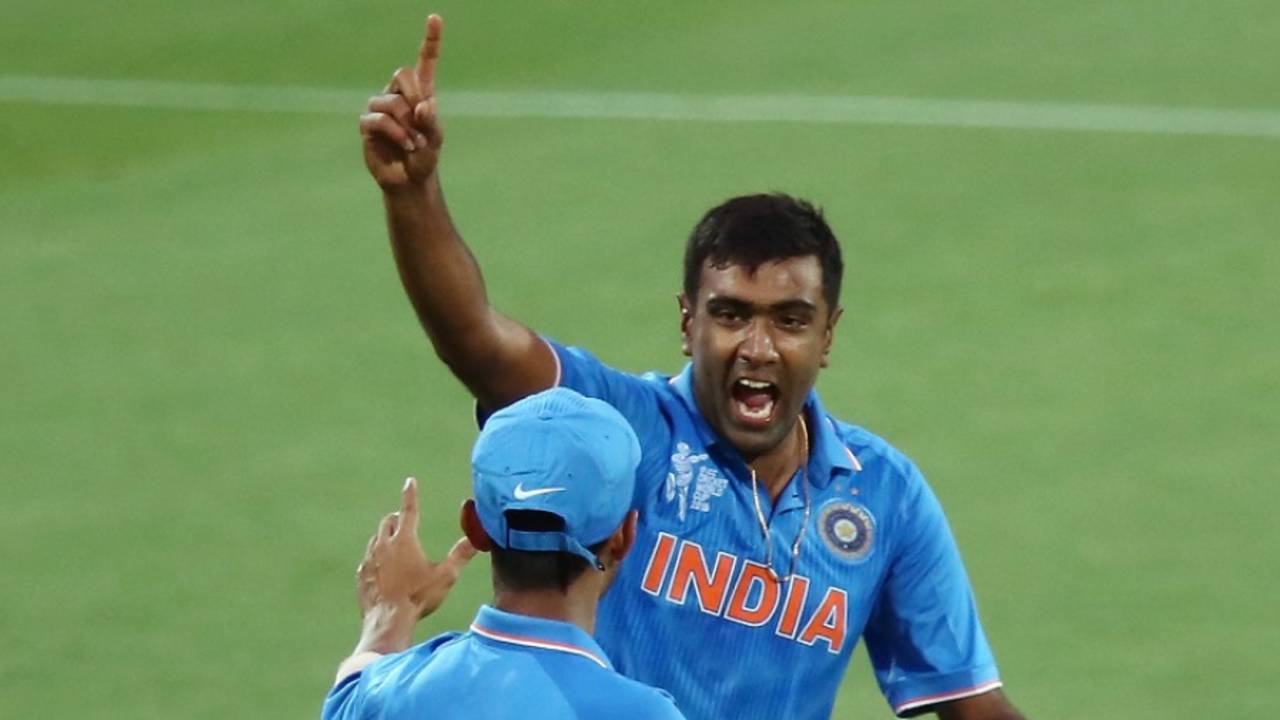 R Ashwin strangled Pakistan in the middle overs, India v Pakistan, World Cup 2015, Group B, Adelaide, February 15, 2015