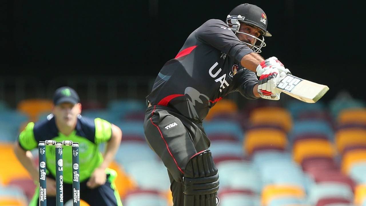 Amjad Ali flays one through the off side, Ireland v UAE, World Cup 2015, Group B, Brisbane, February 25, 2015