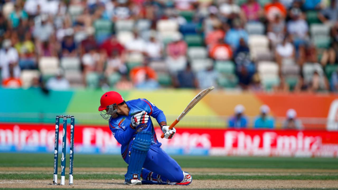 Samiullah Shenwari was struck on the helmet by a Corey Anderson delivery, New Zealand v Afghanistan, World Cup 2015, Group A, Napier, March 8, 2015