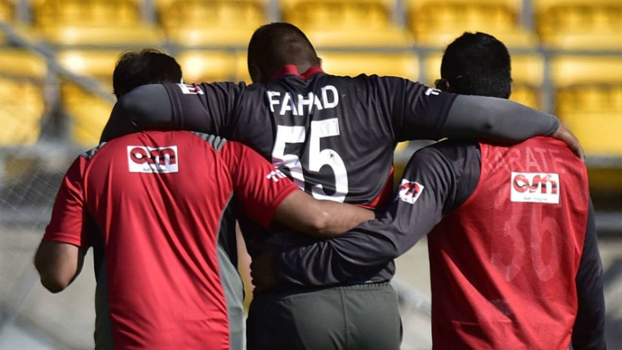 Fahad Alhashmi limped off the field after picking up an injury, South Africa v United Arab Emirates, World Cup 2015, Group B, Wellington, March 12, 2015