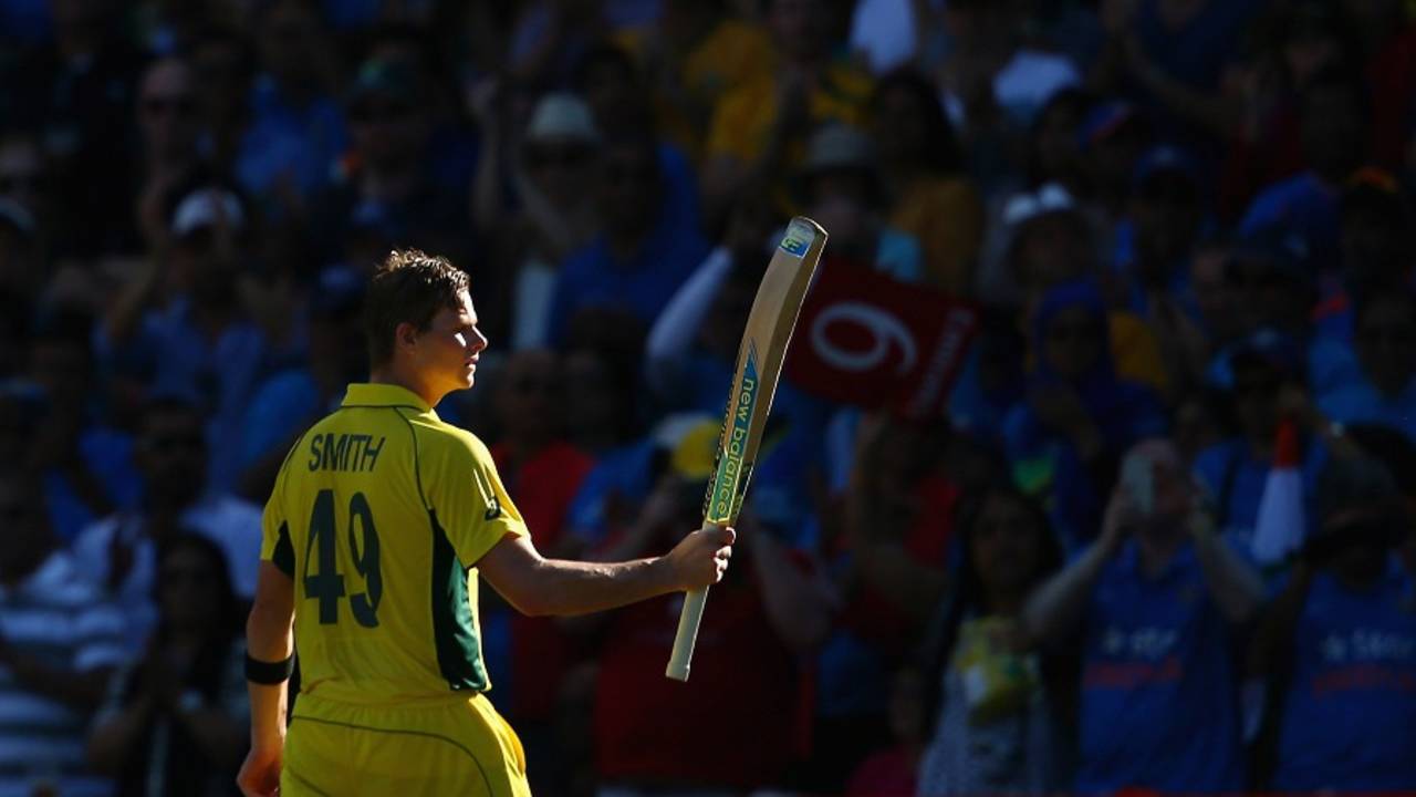 Steven Smith acknowledges the cheers as he walks back, Australia v India, World Cup 2015, 2nd semi-final, Sydney, March 26, 2015