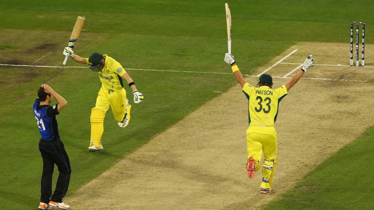 The moment: Steven Smith and Shane Watson take off after the winning runs, Australia v New Zealand, World Cup 2015, final, Melbourne, March 29, 2015